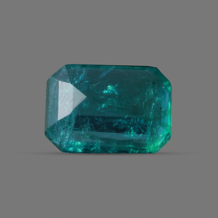 Emerald (Panna) - 3.86 carats