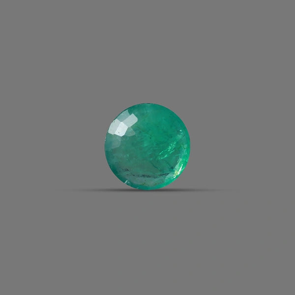 Emerald (Panna) - 4.74 carats
