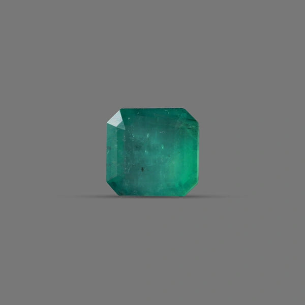 Emerald (Panna) - 5.11 carats