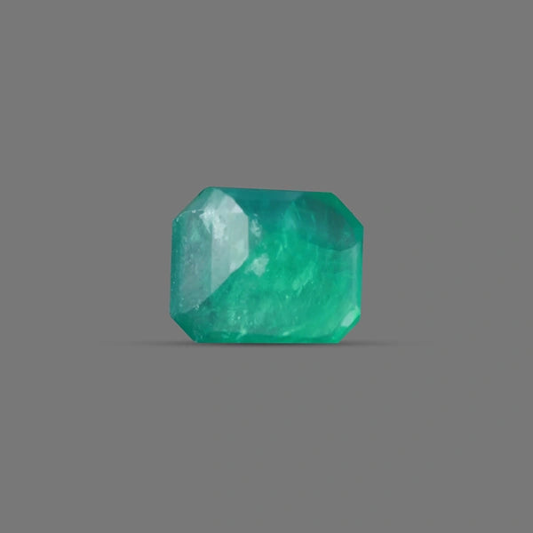 Emerald (Panna) - 5.37 carats