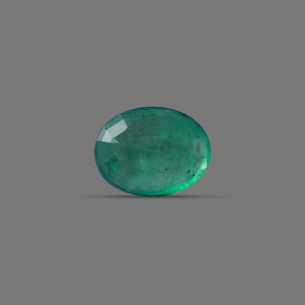 Emerald (Panna) - 5.57 carats