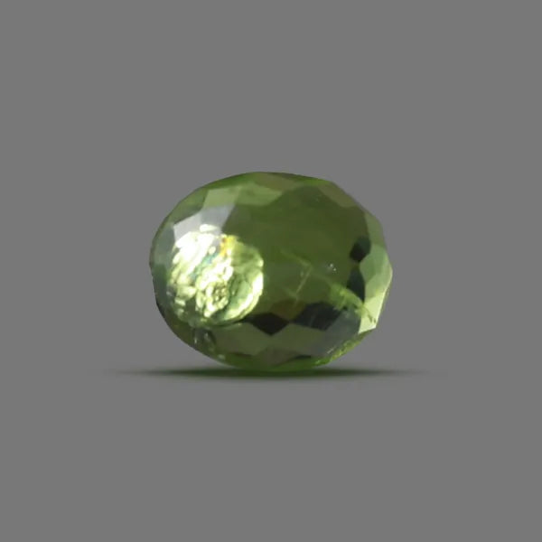 Peridot - 5.53 carats