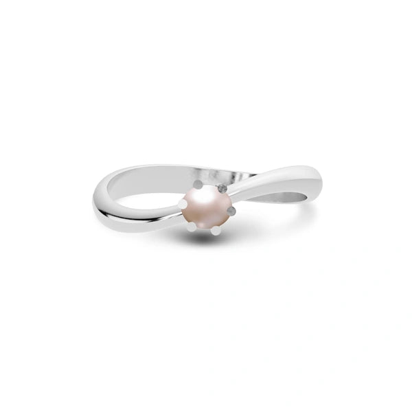 Pearl Platinum Ring R17