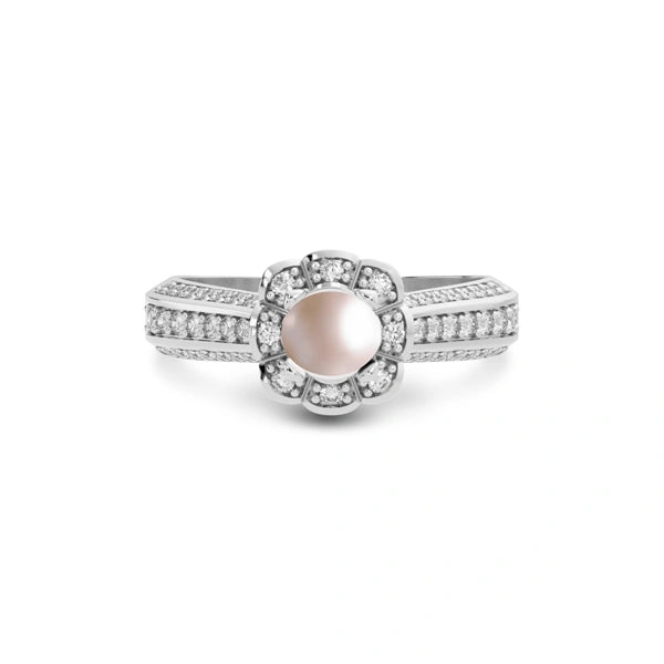 Pearl Platinum Ring R30