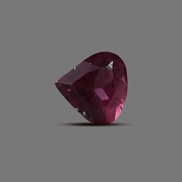 Red Garnet - 0.70 carats