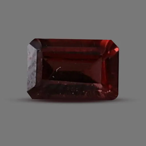 Red Garnet - 0.76 carats