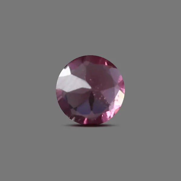 Red Garnet - 0.80 carats