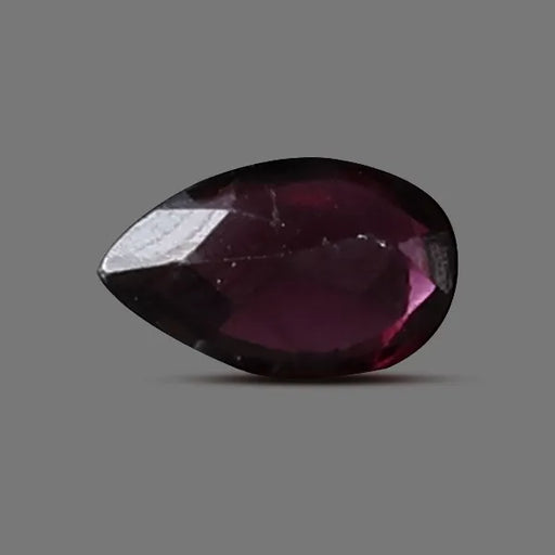 Red Garnet - 0.96 carats