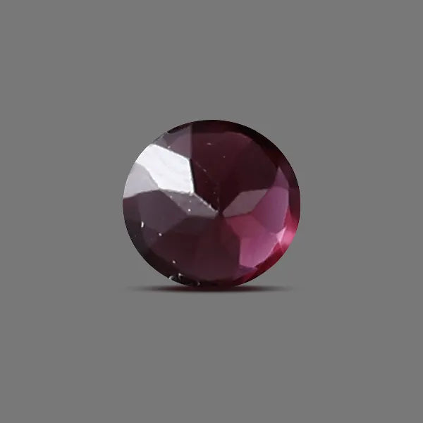 Red Garnet - 1.74 carats