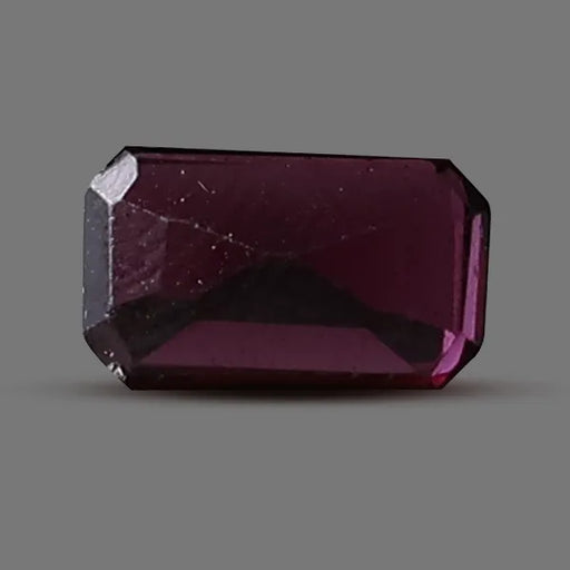 Red Garnet - 2.27 carats