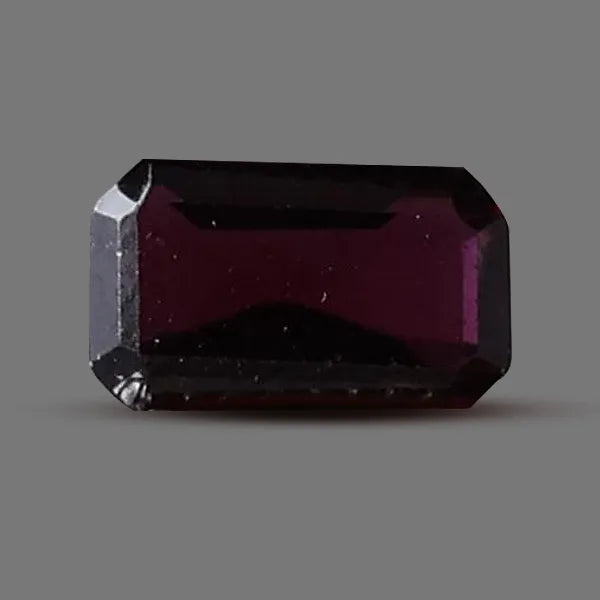 Red Garnet - 2.27 carats