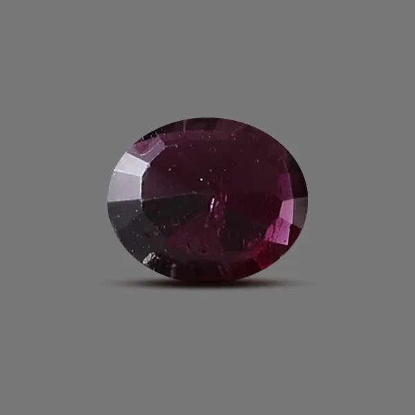 Red Garnet - 2.61 carats
