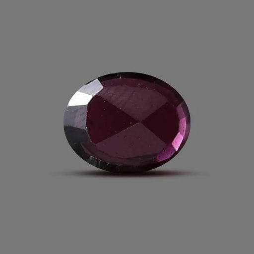 Red Garnet - 2.73 carats