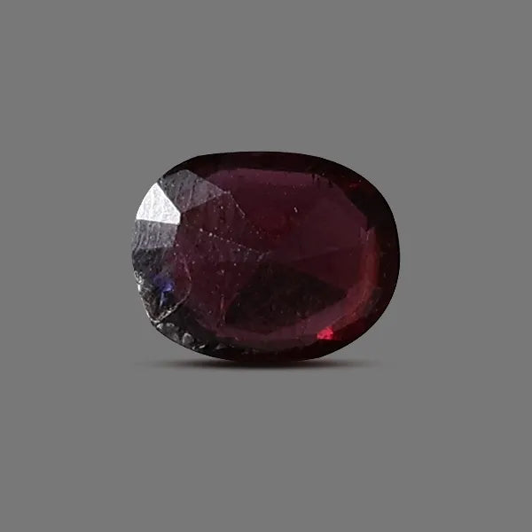 Red Garnet - 2.97 carats