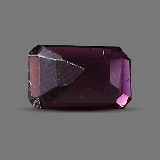 Red Garnet - 3.13 carats