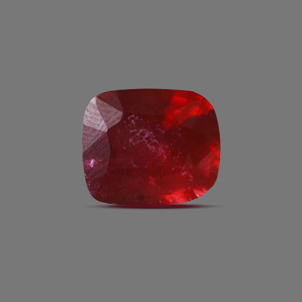 Ruby Bangkok - 5.84 carats