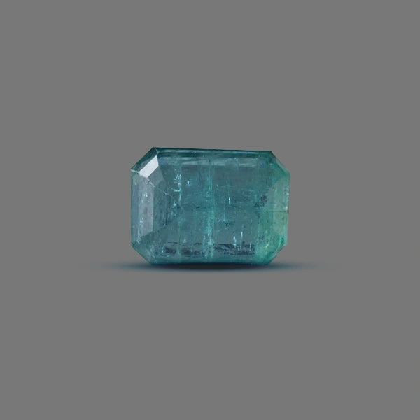 Emerald (Panna) - 3.74 carats