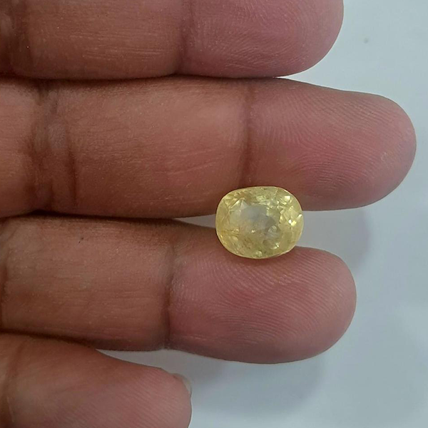 Natural Yellow Sapphire - 5.91 carats