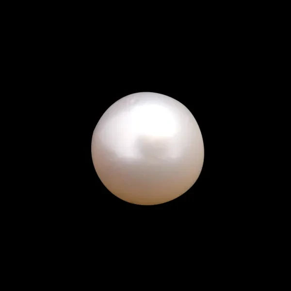 South Sea Pearl - 3.95 carats