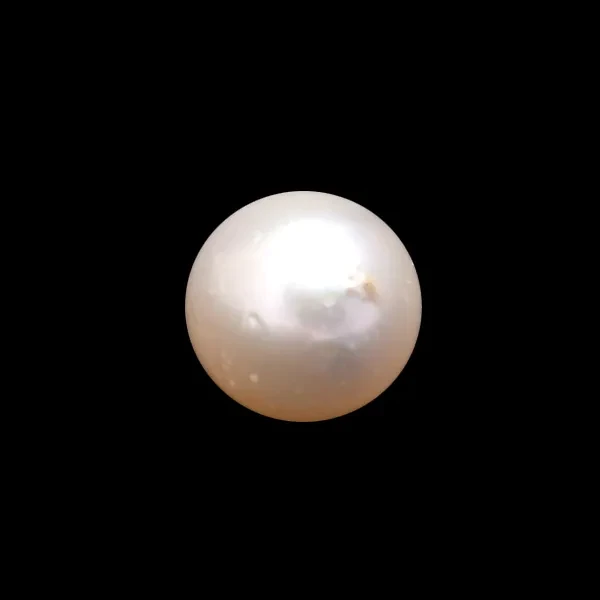 South Sea Pearl - 5.66 carats